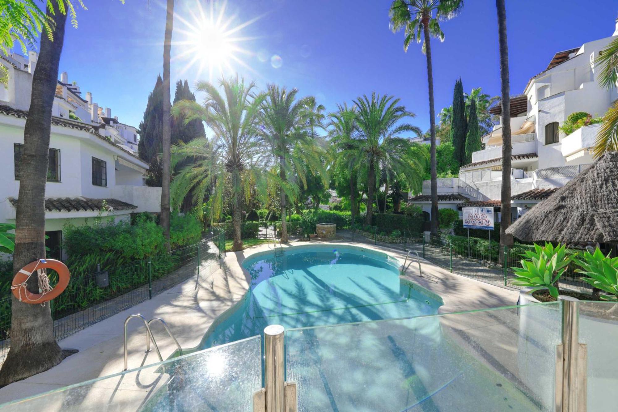1081 Luxurious Beachfront Penthouse With Private Jacuzzi * Marbella
